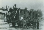 Aufnahme des Bahnfestwagens von 1874