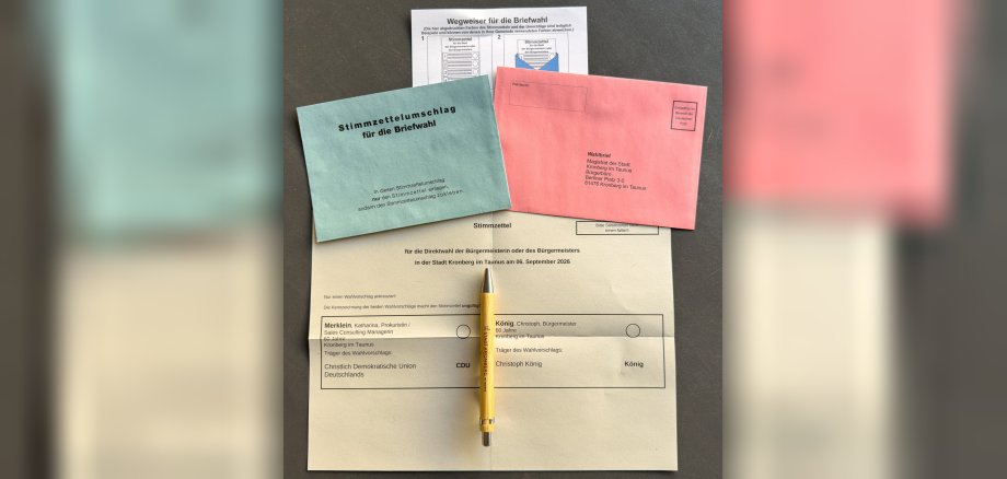 Die Briefwahlunterlagen für die Direktwahl am 6. September liegen bereit. Wahlberechtigte können die Unterlagen anfordern oder im Bürgerbüro abholen. Wer möchte kann vor Ort auch gleich sein Kreuzchen machen. Die Briefwahlunterlagen für die Direktwahl am 6. September liegen bereit. Wahlberechtigte können die Unterlagen anfordern oder im Bürgerbüro abholen. Wer möchte kann vor Ort auch gleich sein Kreuzchen machen.